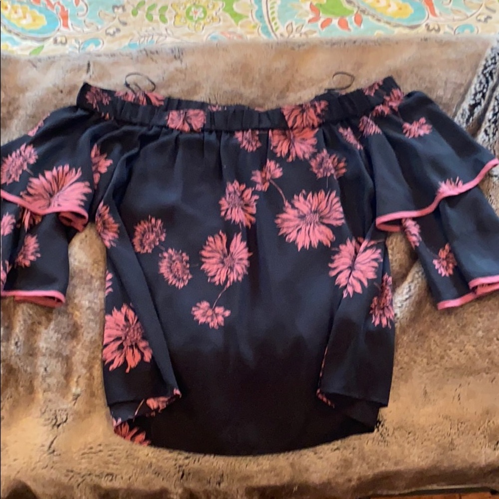 Very cute off shoulder blouse